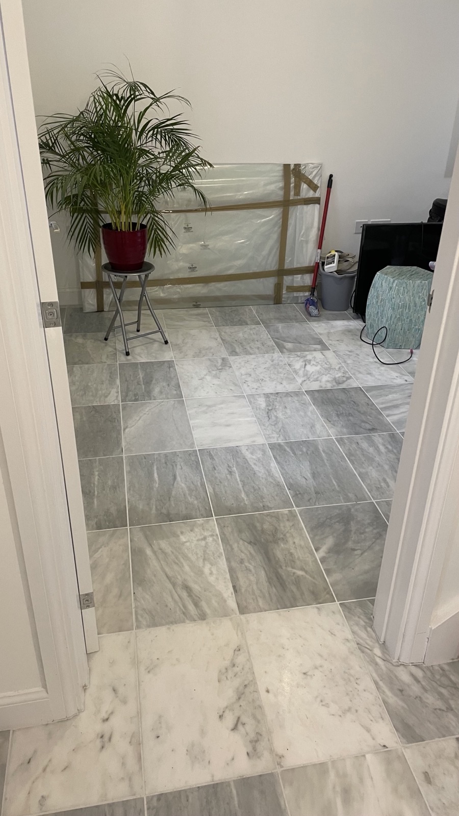 Natural stone tiling